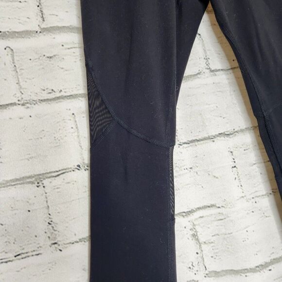Alo Yoga Black Mid Rise Mesh Capri Leggings Size Small Casual Athleisure - Picture 8 of 11